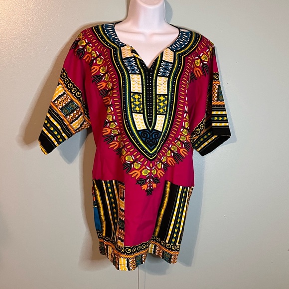 Jackpot Scrub Top Size Small Pockets‎ Multi Color Design - Picture 1 of 11
